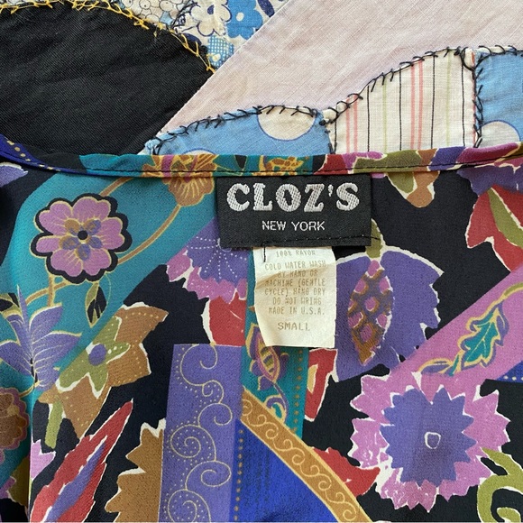 🎈SOLD 🎈VINTAGE Wrap Top CLOZ’S New York Flowers Black Tie Front SMALL - Picture 6 of 11